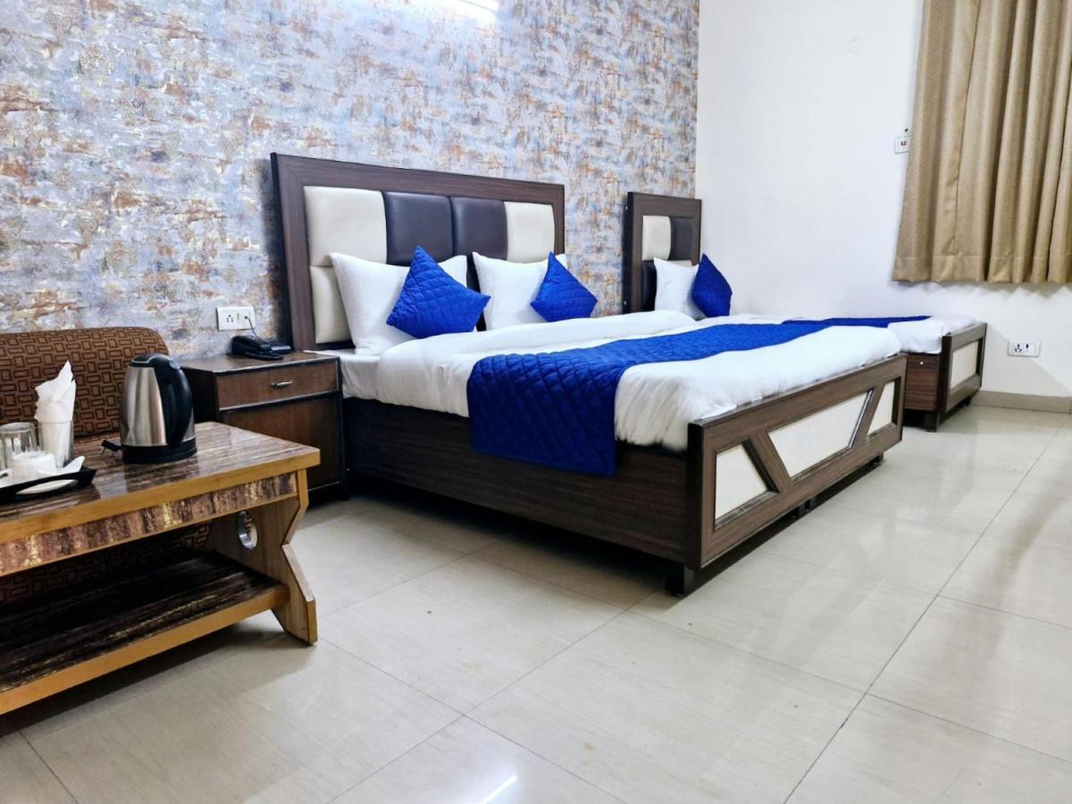 Airport Hotel Mayank Residency New Delhi Eksteriør billede