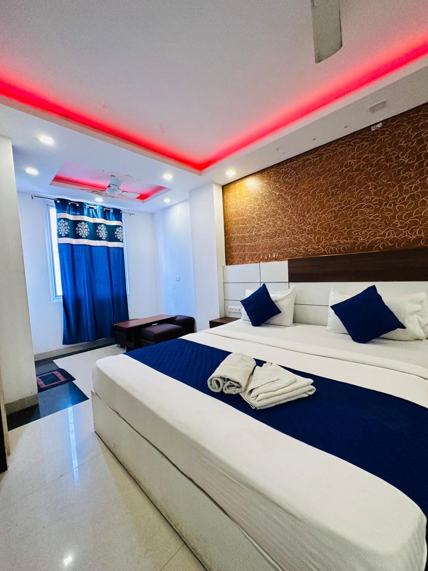 Airport Hotel Mayank Residency New Delhi Eksteriør billede
