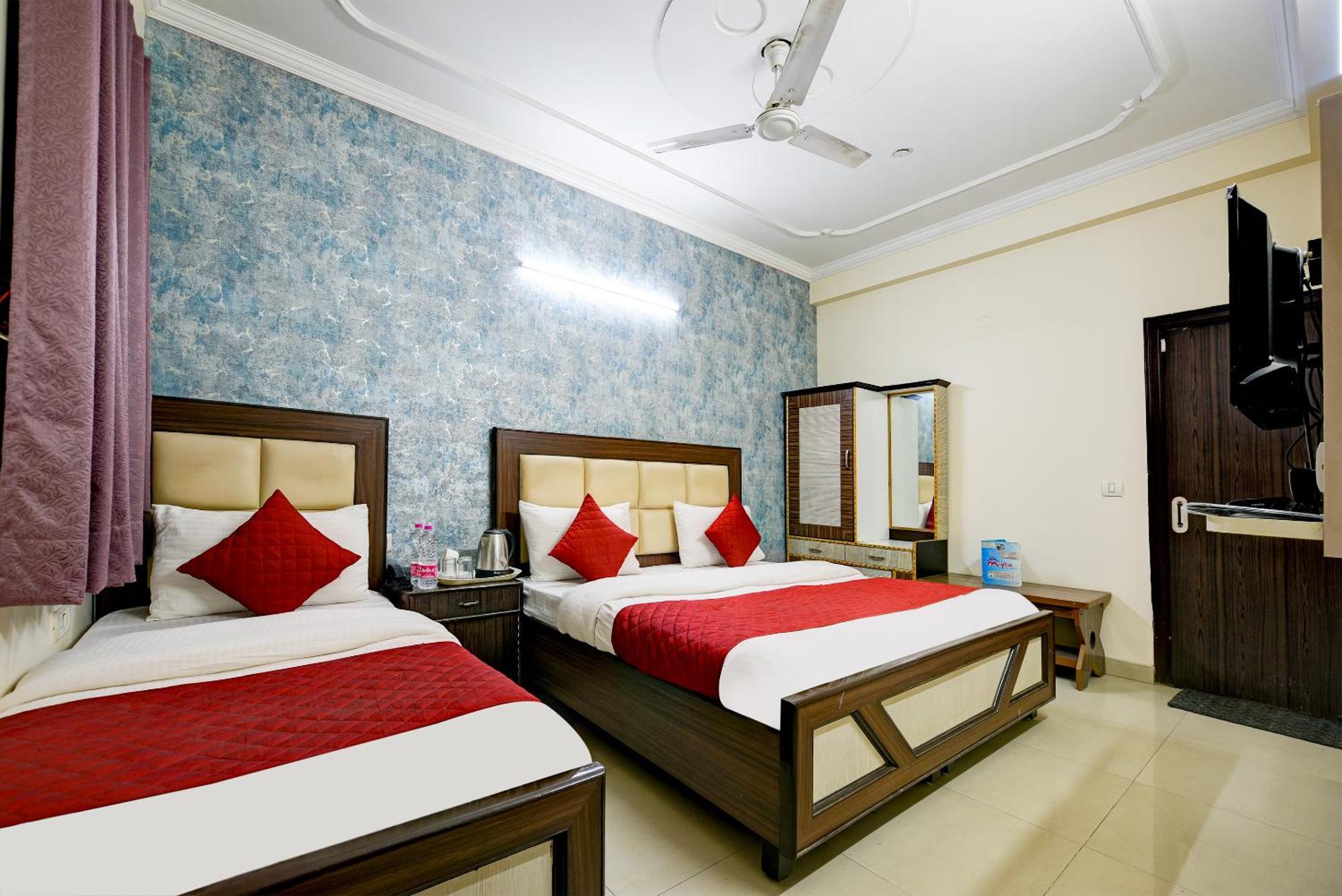 Airport Hotel Mayank Residency New Delhi Eksteriør billede