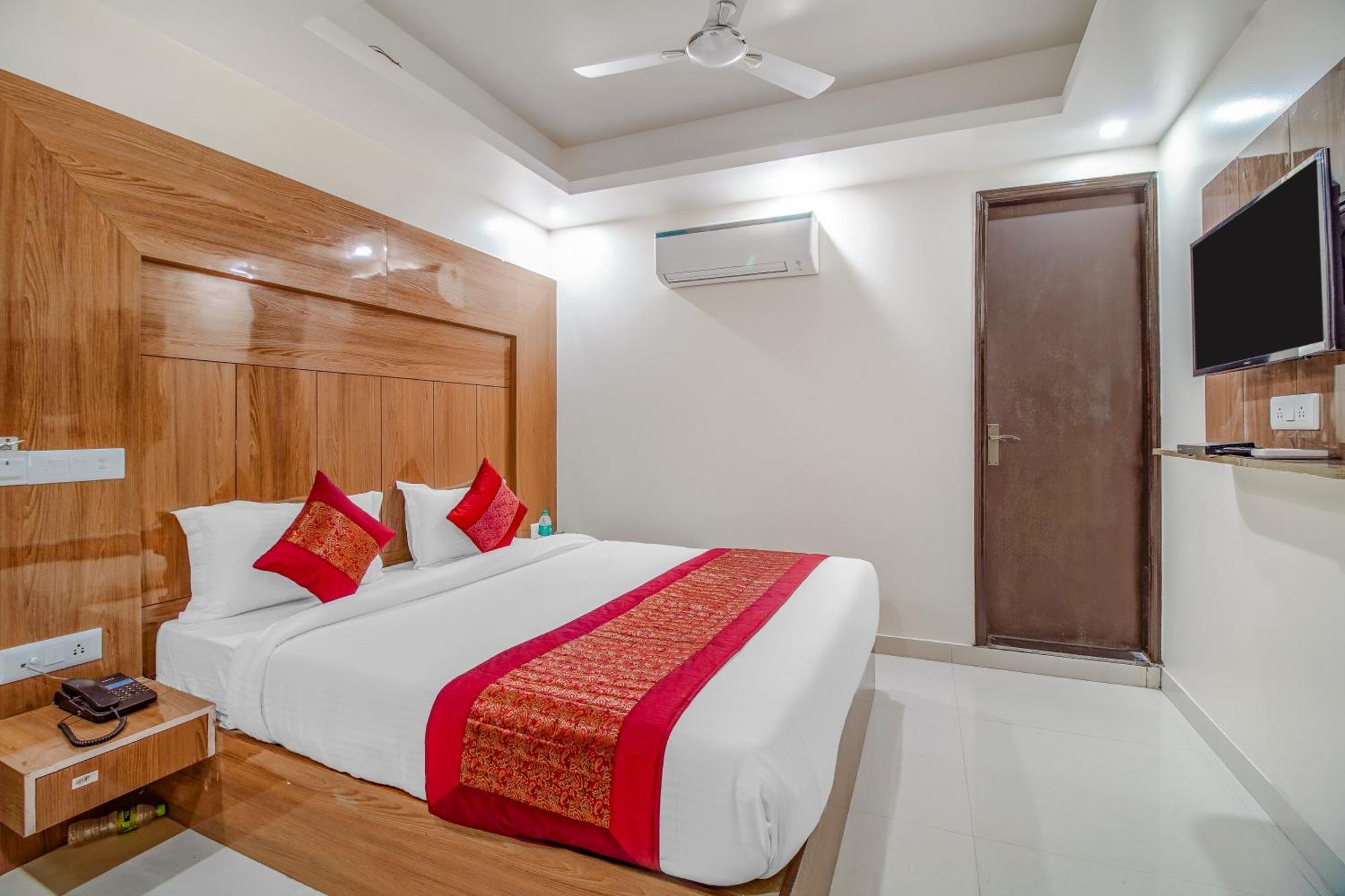 Airport Hotel Mayank Residency New Delhi Eksteriør billede